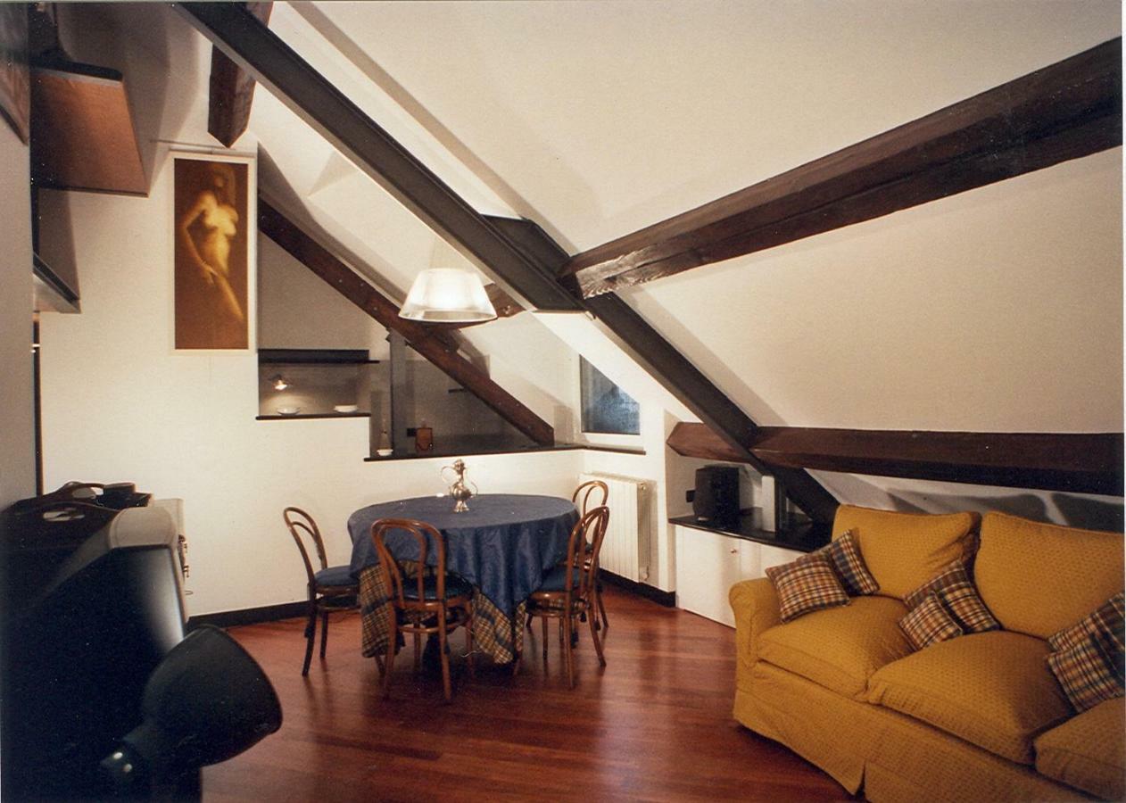 Appartement Loft Fronte Cattedrale à Gênes Extérieur photo